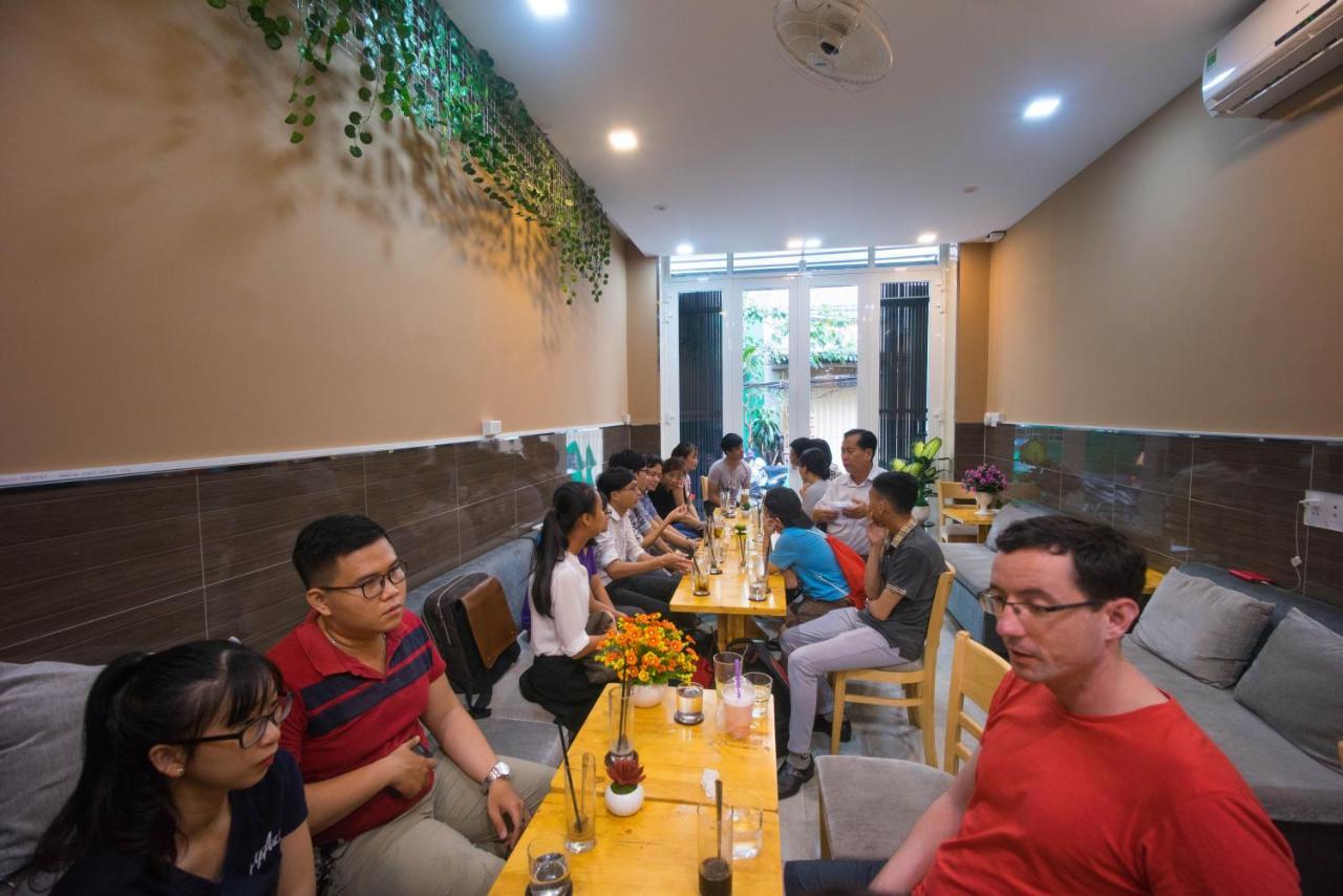 Language Exchange Hostel 1 胡志明市 外观 照片