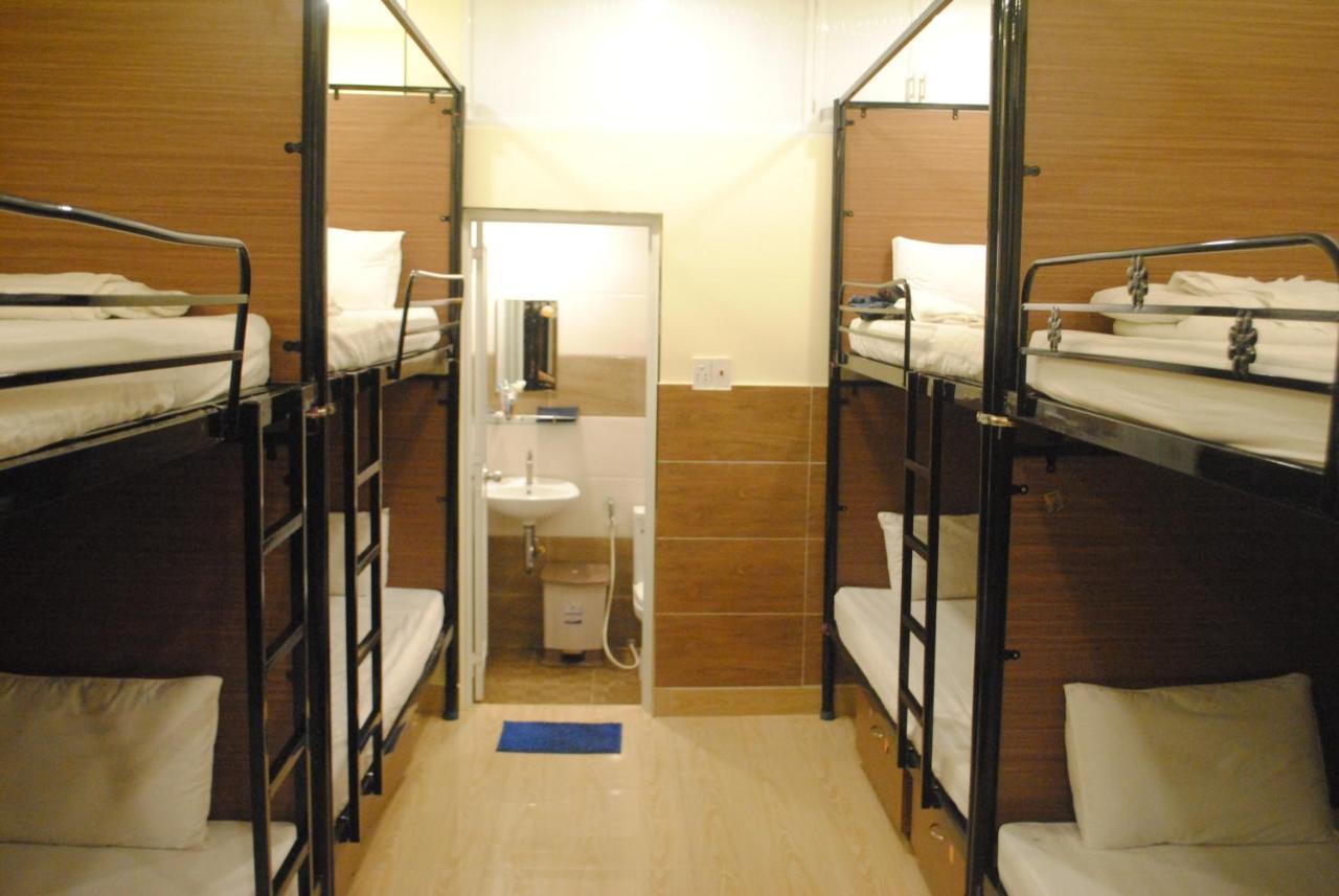 Language Exchange Hostel 1 胡志明市 外观 照片
